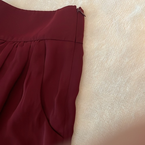3 for $25! Ann Taylor Burgundy  A-line Skirt, size‎ 2 - Picture 3 of 5